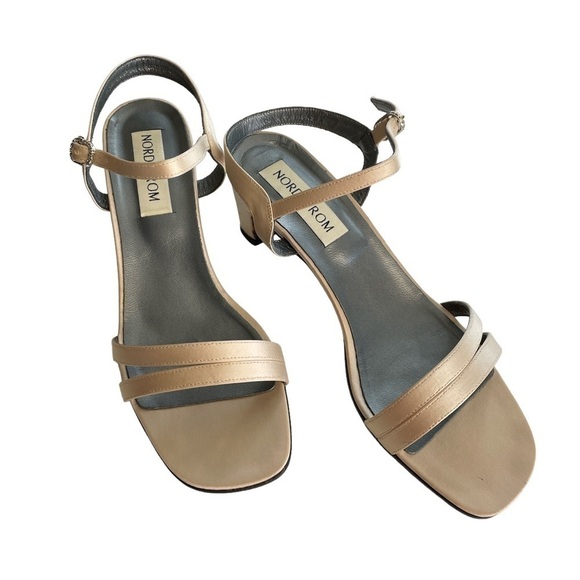 𝅺NORDSTROM Ankle Strap Heels, 9M - Picture 1 of 13
